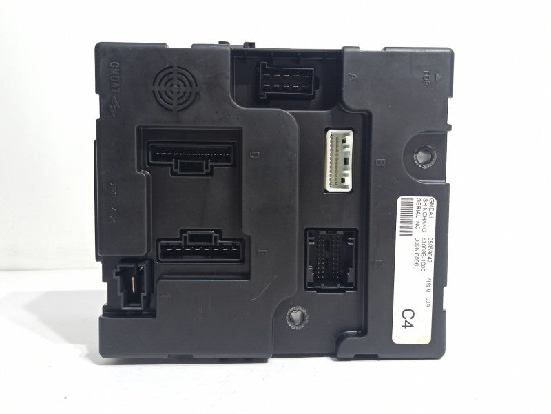 Boîte à fusibles/relais