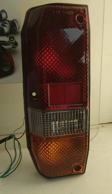 Piloto trasero izquierdo