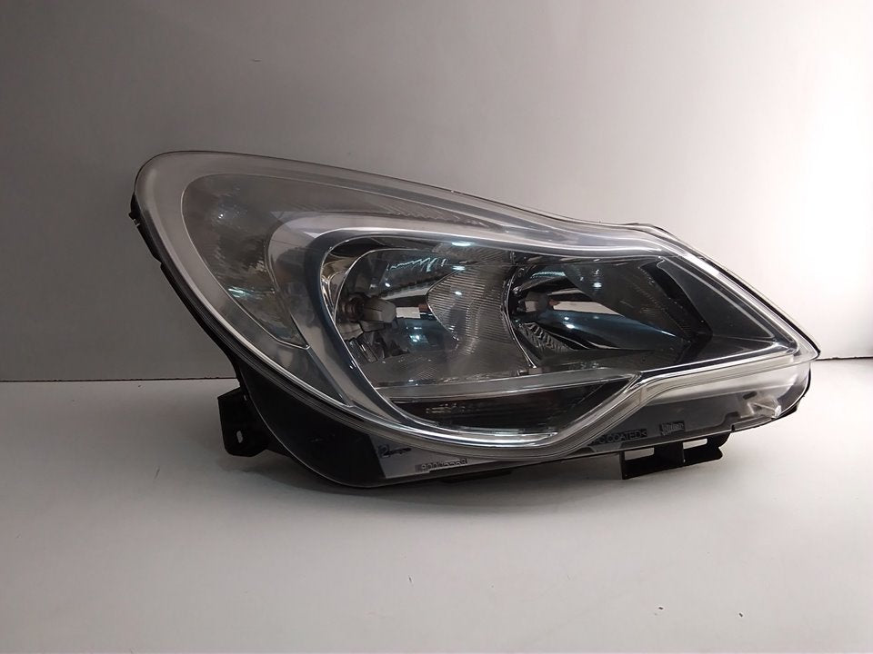 Right headlight