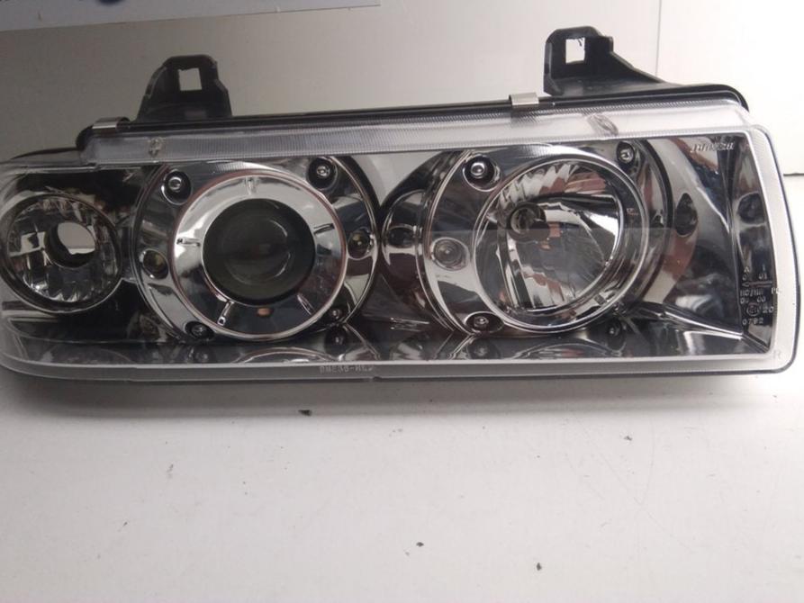 BMW headlight set