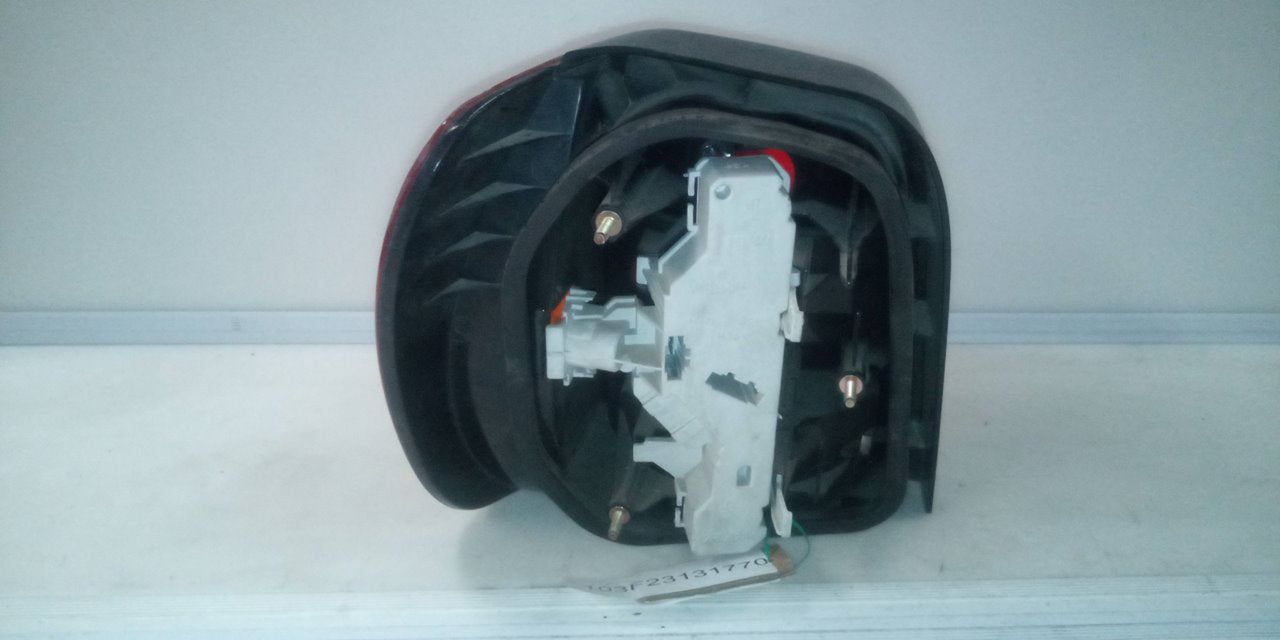 PILOTO TRASERO DERECHO