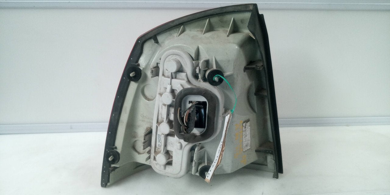 PILOTO TRASERO DERECHO