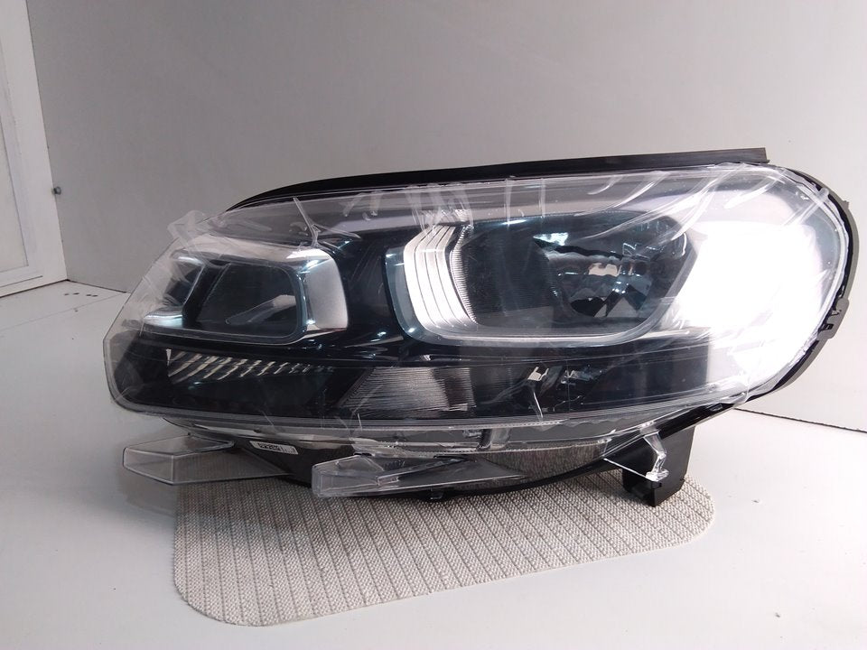 Left headlight