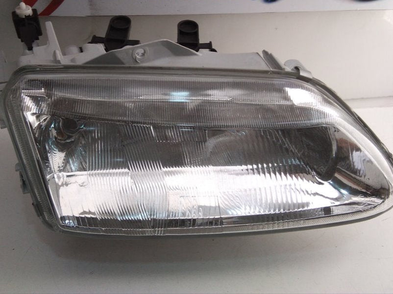 Right headlight