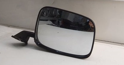 Espejo retrovisor izquierdo