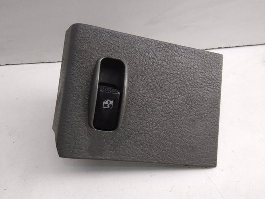 Rear right window button