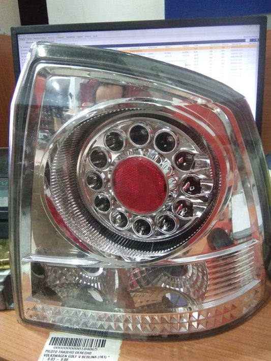 Piloto trasero derecho