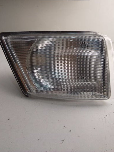 Right headlight