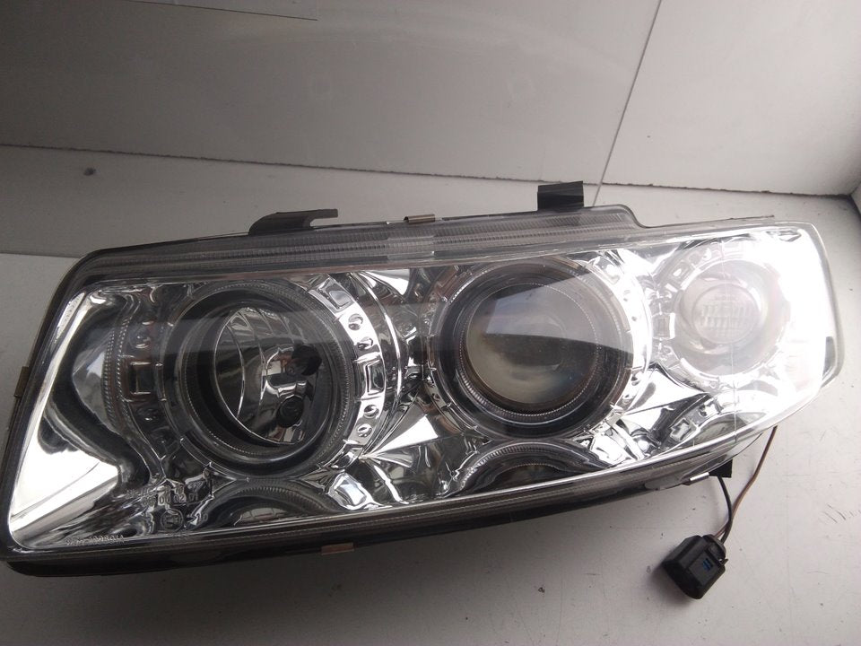 Headlight set