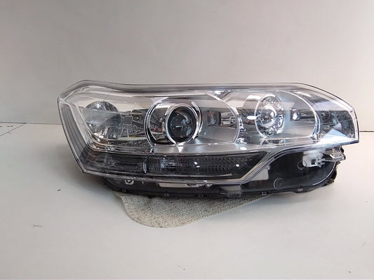Right headlight