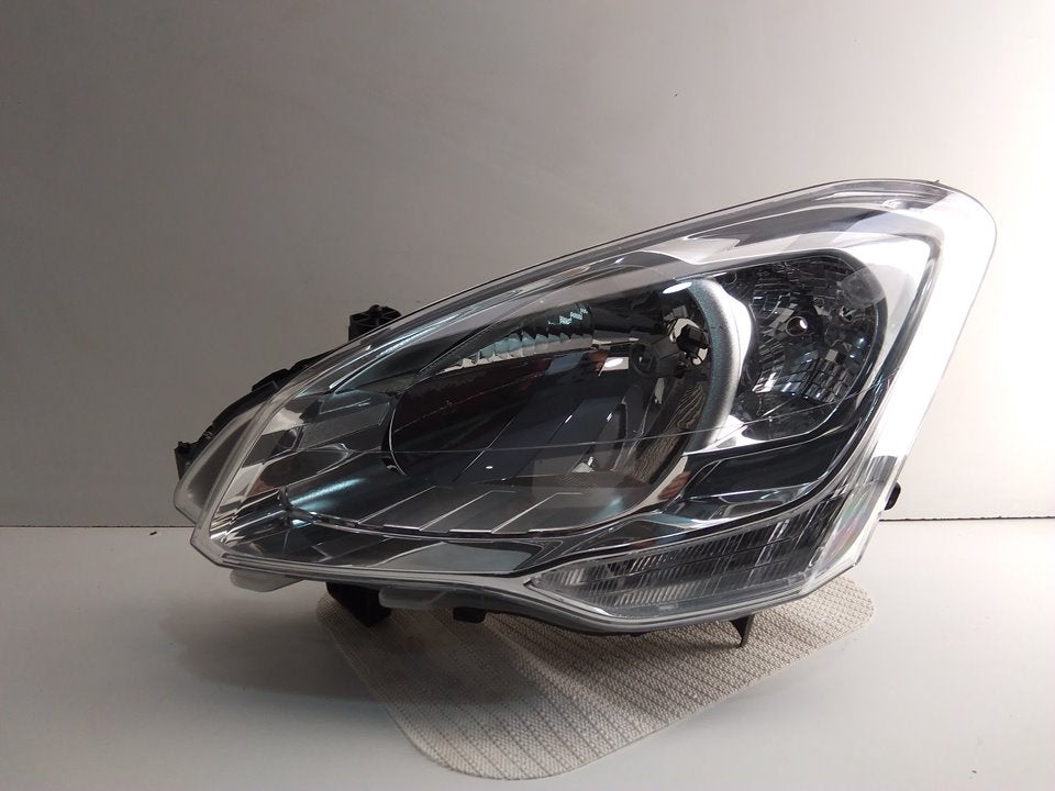 Left headlight