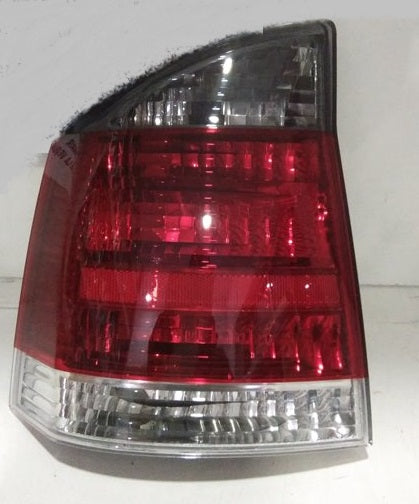 Piloto trasero izquierdo