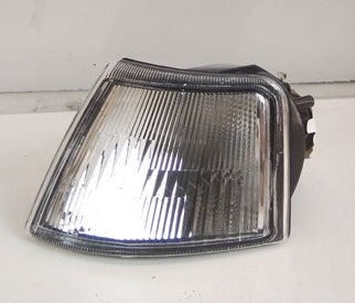 Faro delantero izquierdo