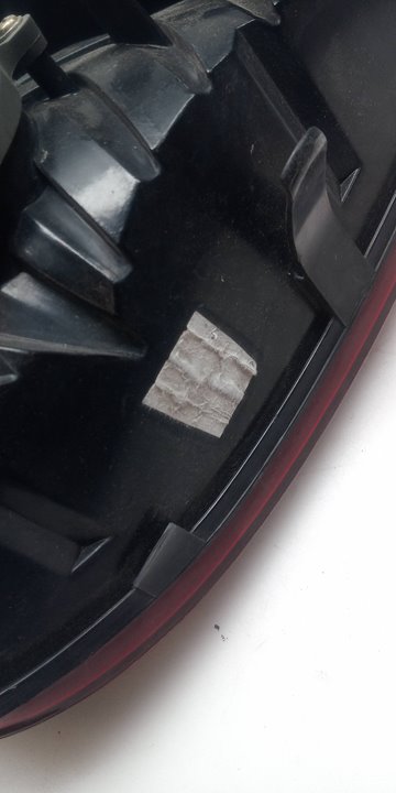 PILOTO TRASERO DERECHO