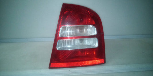 PILOTO TRASERO DERECHO