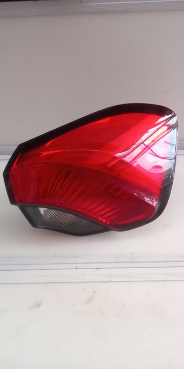 PILOTO TRASERO DERECHO