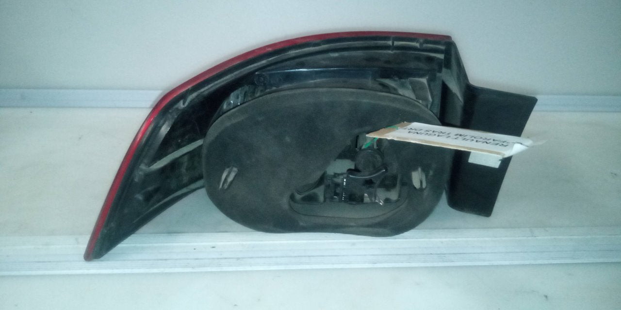 PILOTO TRASERO DERECHO