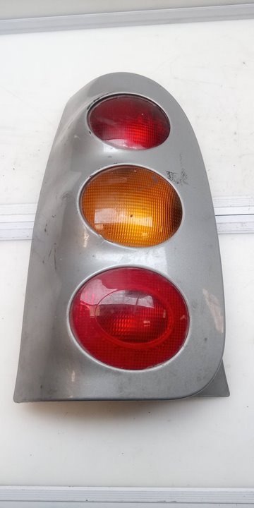 PILOTO TRASERO IZQUIERDO