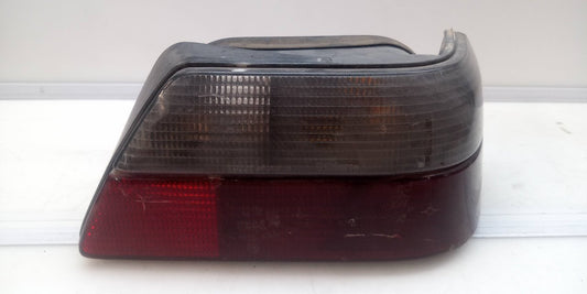 PILOTO TRASERO DERECHO