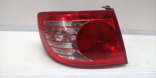 PILOTO TRASERO IZQUIERDO