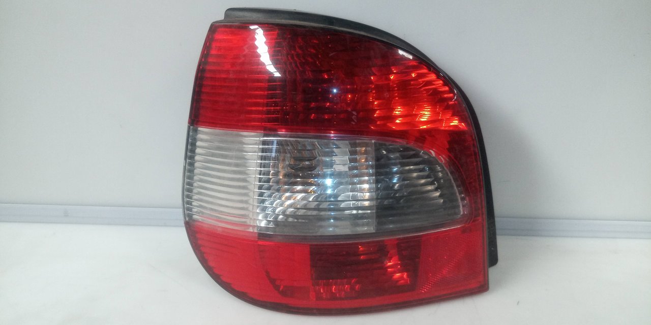 PILOTO TRASERO IZQUIERDO