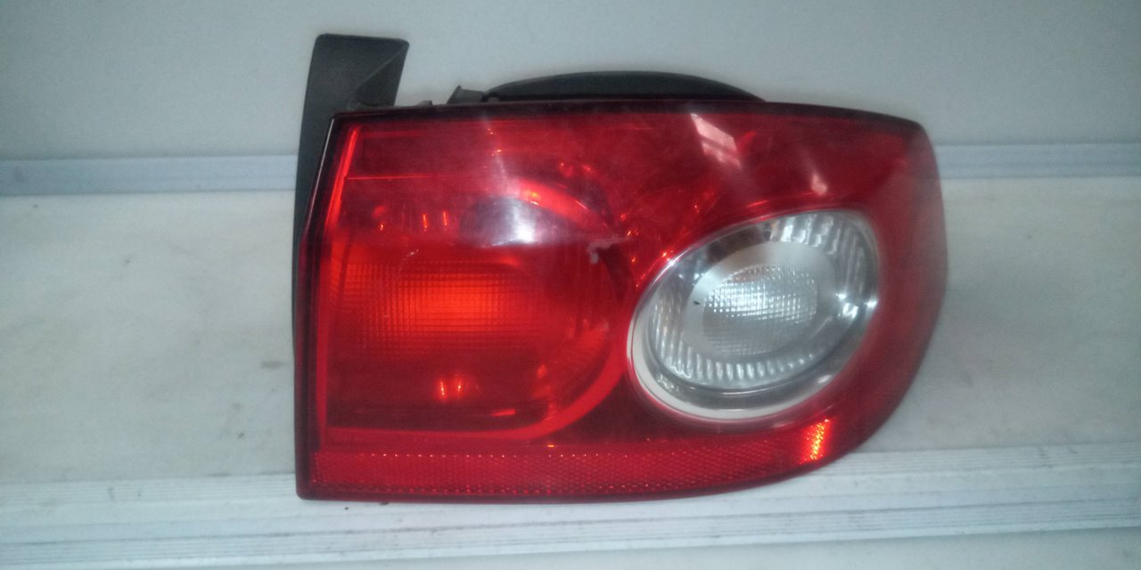 PILOTO TRASERO DERECHO