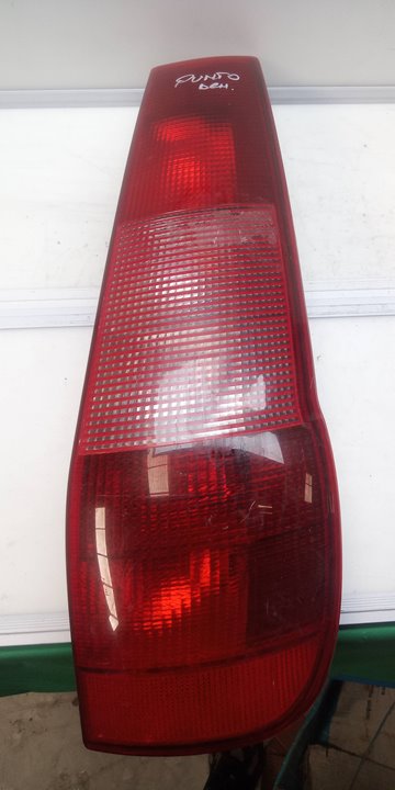 PILOTO TRASERO DERECHO