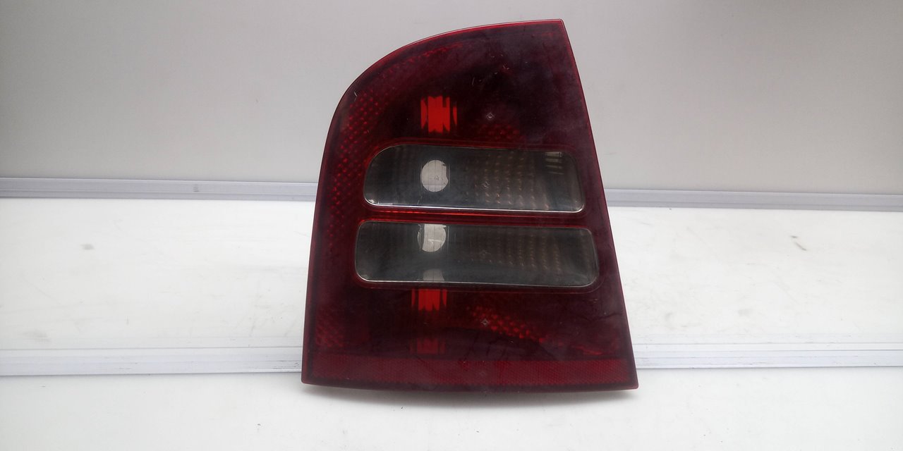 PILOTO TRASERO IZQUIERDO