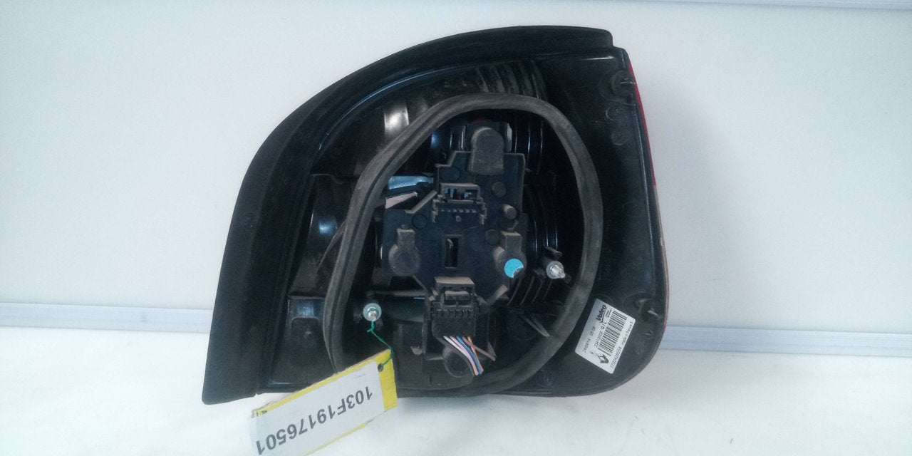 PILOTO TRASERO IZQUIERDO