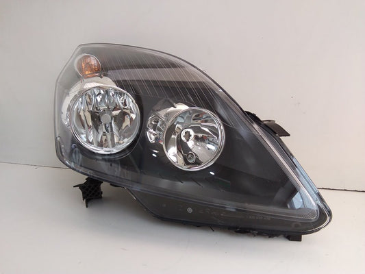 Right headlight