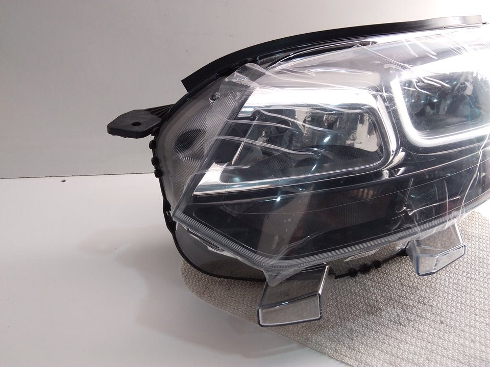 Left headlight