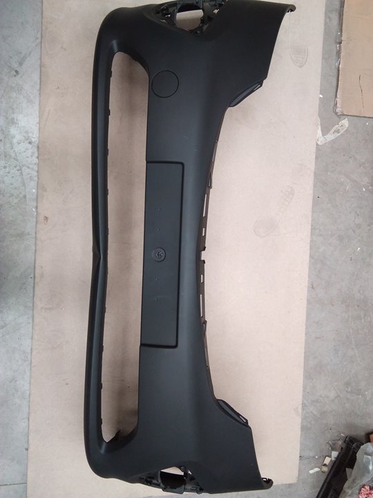 PARAGOLPES DELANTERO