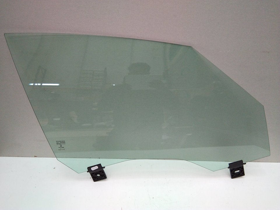 LUNA DELANTERA DERECHA