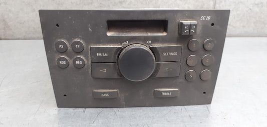 SYSTÈME AUDIO / RADIO CD