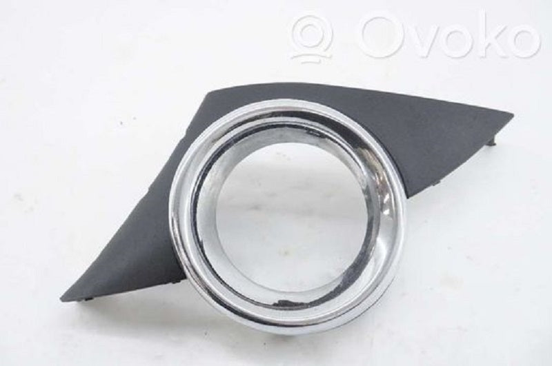 MOLDURA ANTINIEBLA DERECHA